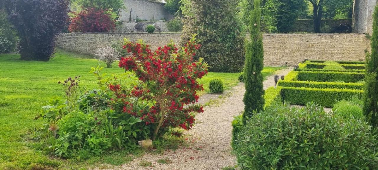 Villa L'Orangerie du Grand Jardin à Condé-sur-Seulles Extérieur photo